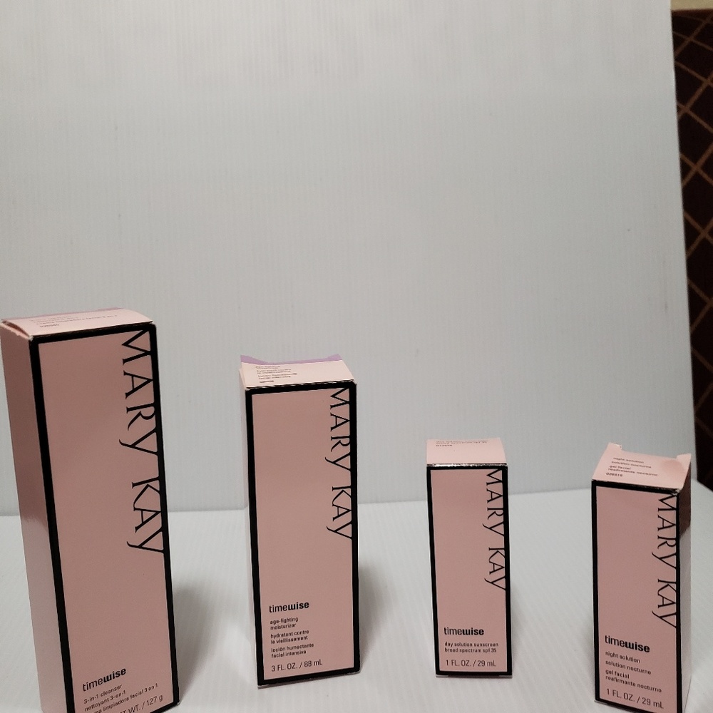 MaryKay - Picture 3 of 7